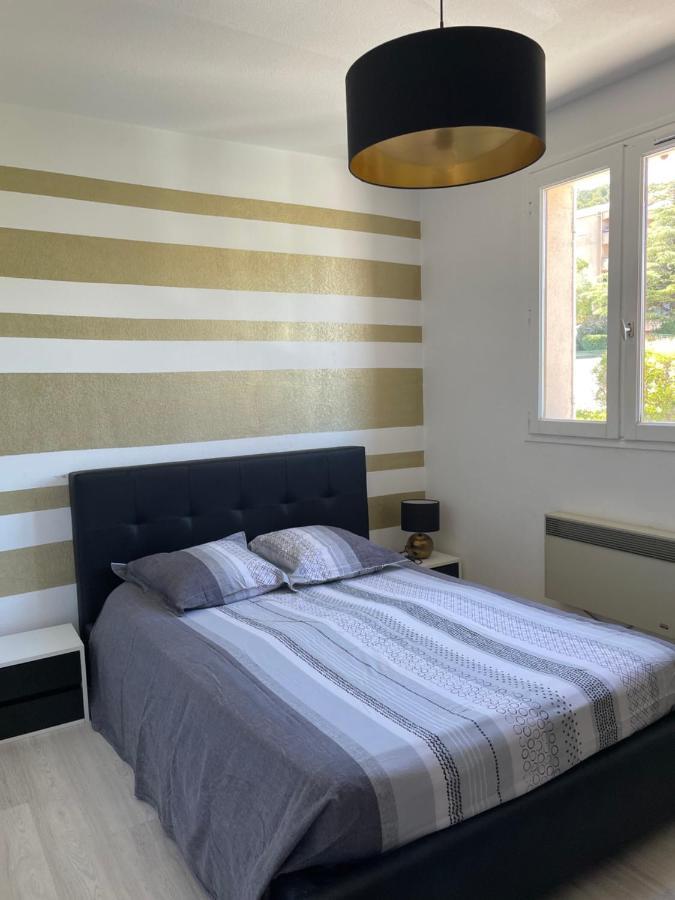 T2 Proche Plage Carqueiranne Kültér fotó